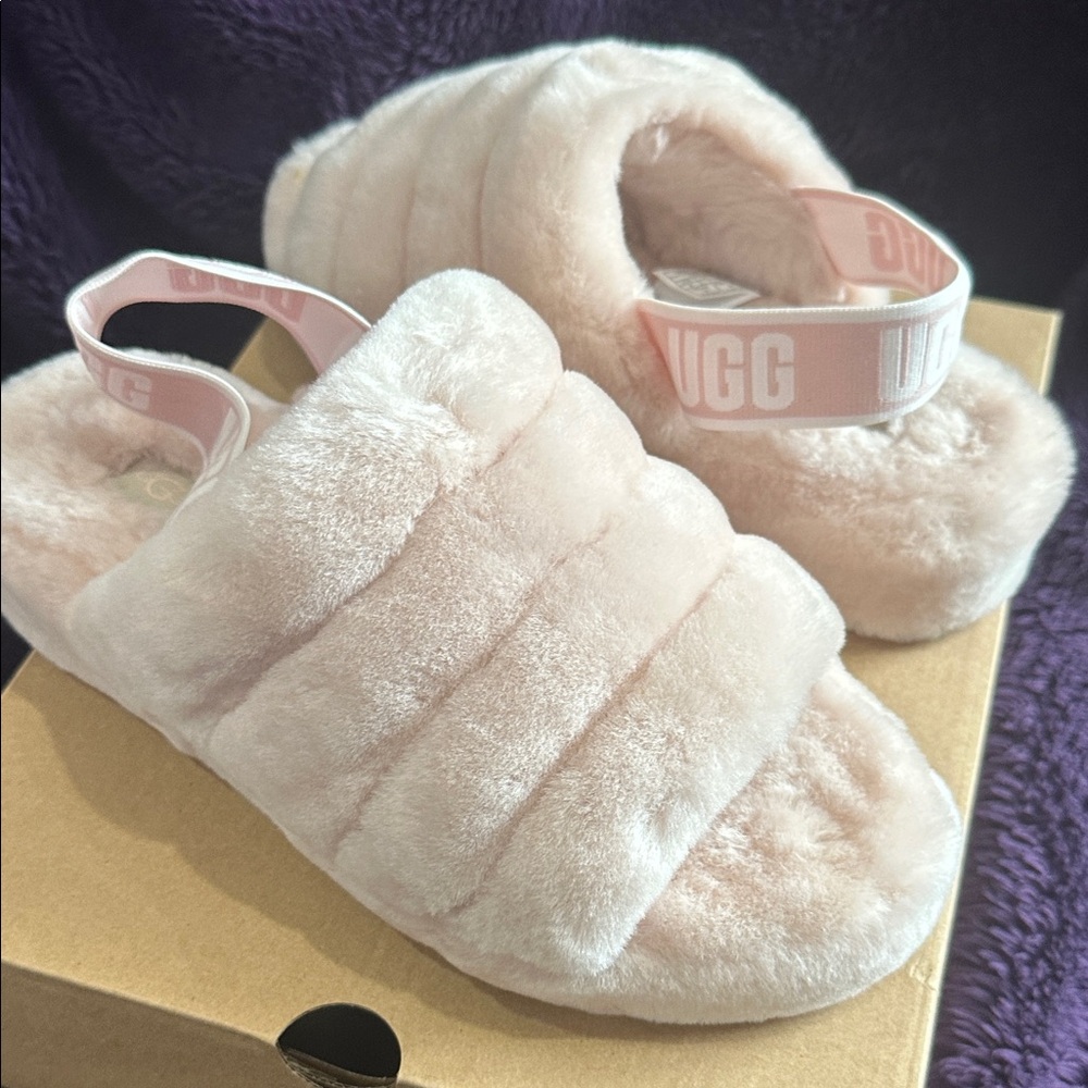 UGG Fluff Yeah Slide in Soft Pink